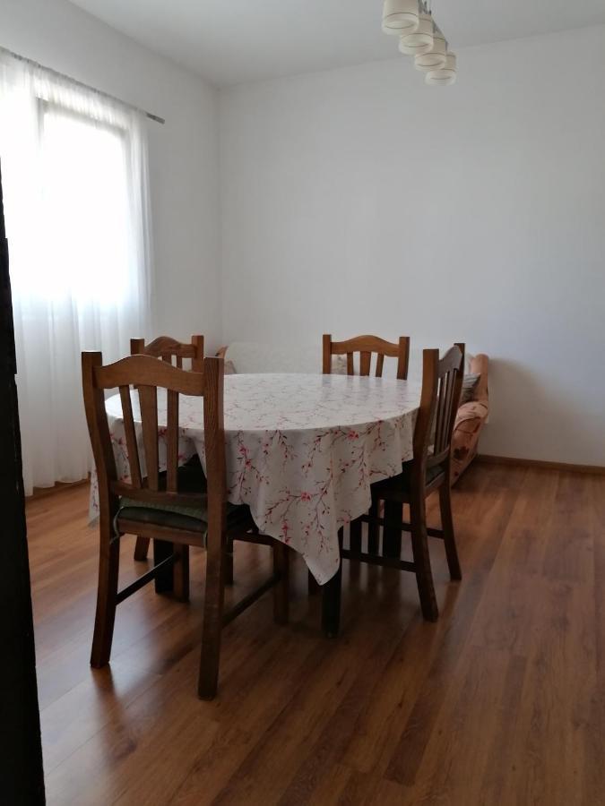 Apartments Nana Biograd Na Moru Exterior photo
