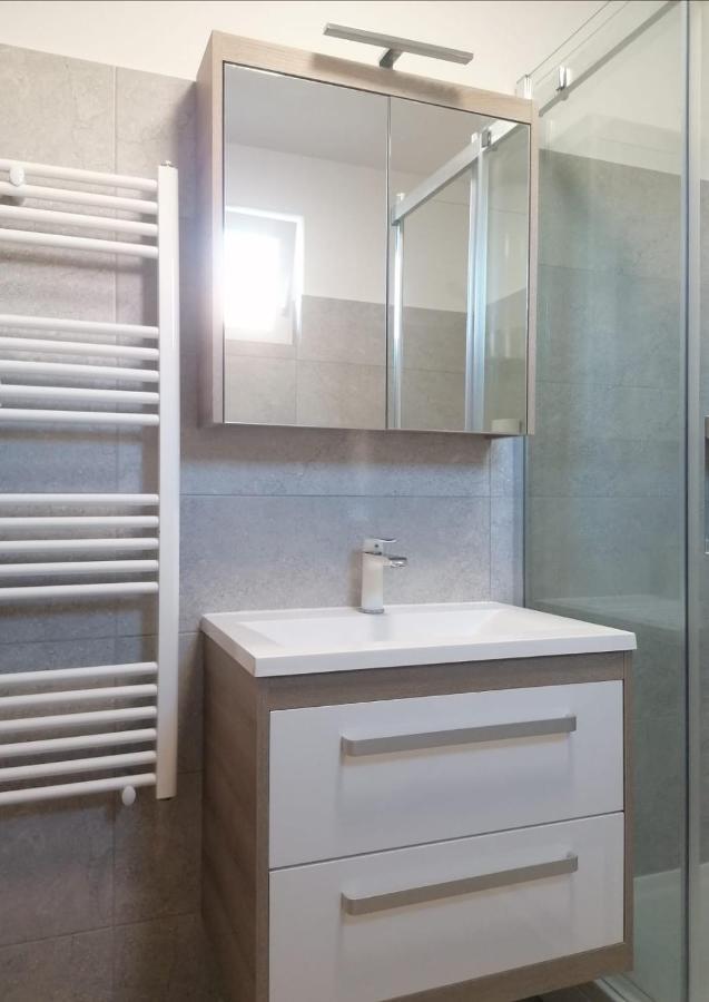 Apartments Nana Biograd Na Moru Exterior photo