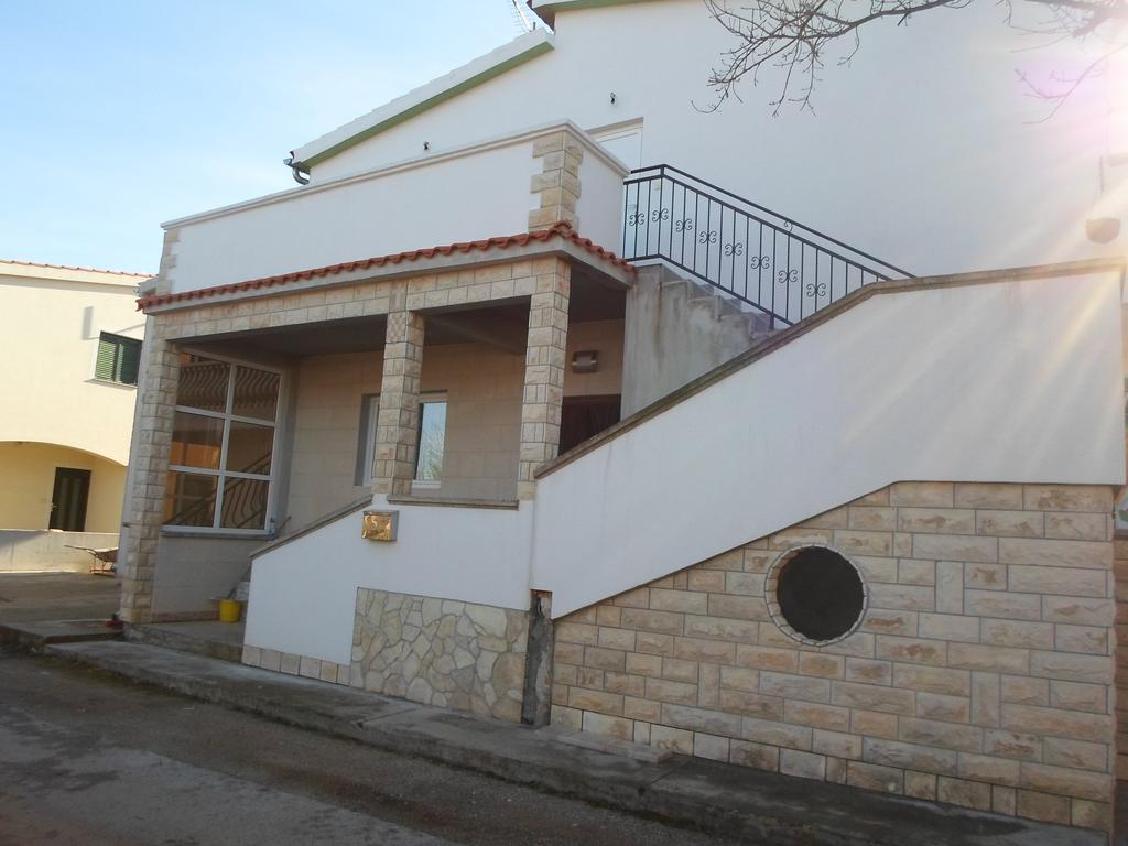 Apartments Nana Biograd Na Moru Exterior photo