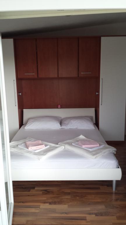 Apartments Nana Biograd Na Moru Exterior photo