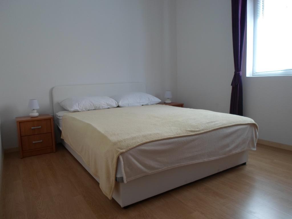 Apartments Nana Biograd Na Moru Exterior photo
